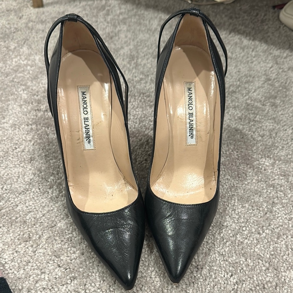 Manolo Blahnik Black Stiletto Heels with Pointed Toe